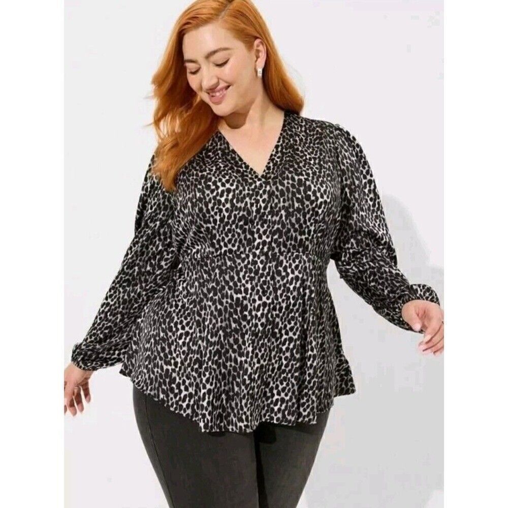 Torrid Peplum Satin Button Front Long Sleeve Top Size 3X